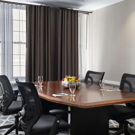 Hotel Phillips Kansas City, Curio Collection By Hilton Exterior foto