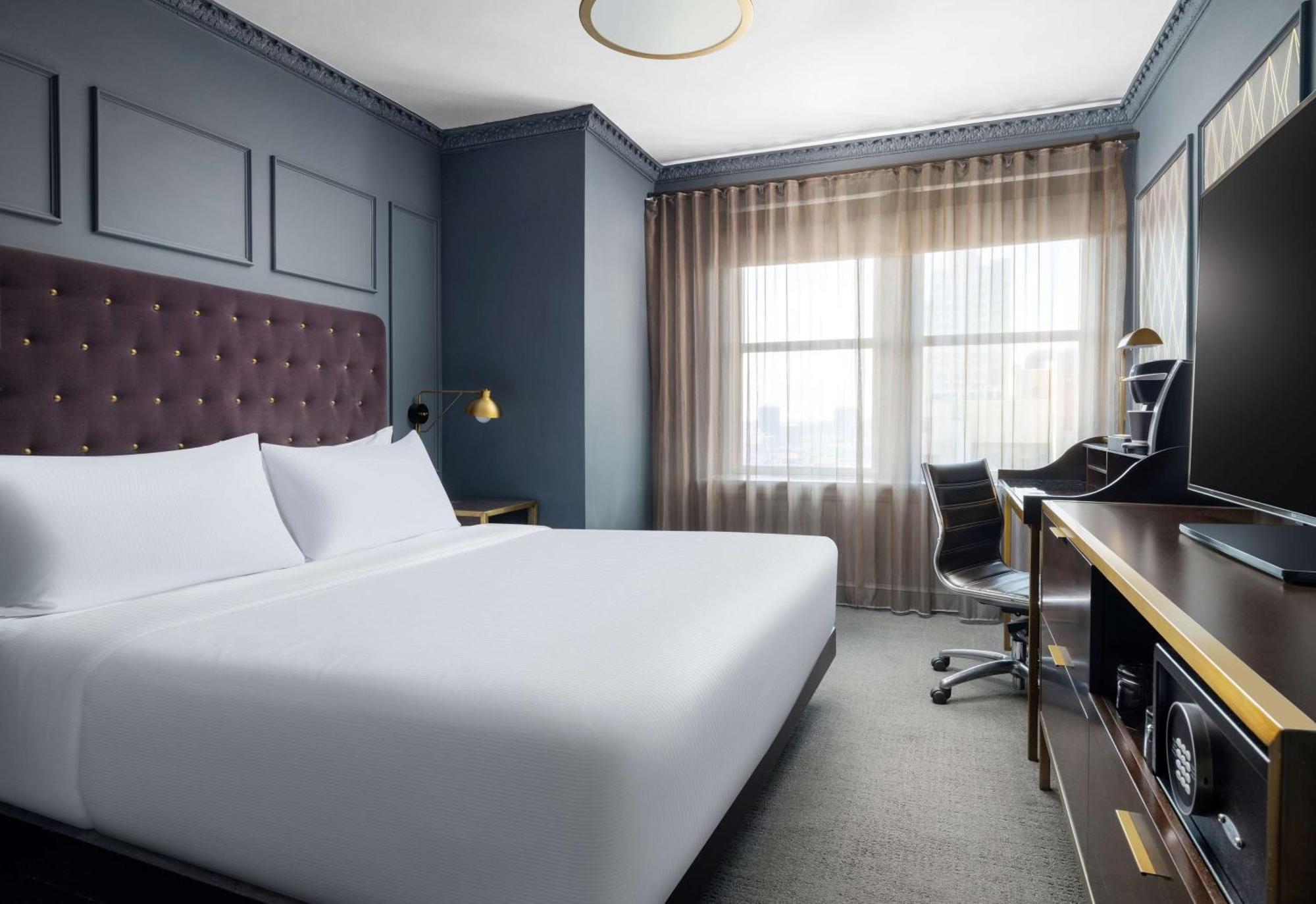 Hotel Phillips Kansas City, Curio Collection By Hilton Exterior foto
